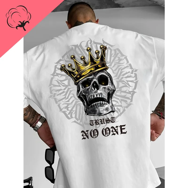 تي شيرت بنمط جمجمة وتاج قوطي - ظهر فضفاض على طراز الشارع مطبوع بكلمات "TRUST NO ONE" من القطن الخالص للجنسين عصري #1