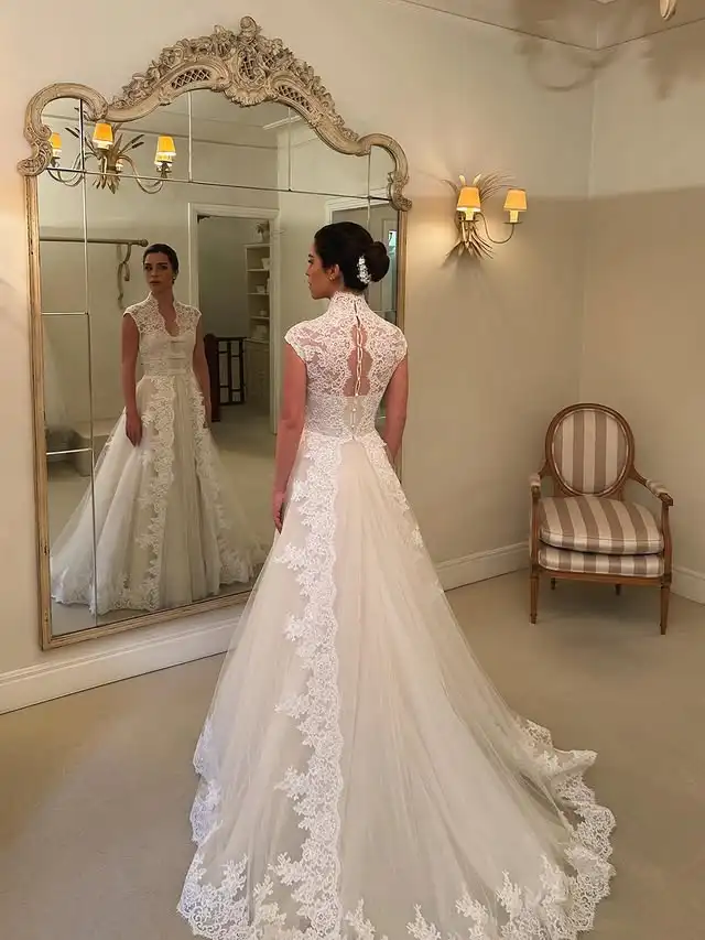 Customized Lace A‑Line Wedding Dress 2026 V Neck Cap Sleeve Bridal Gown Bow Tie Detail Button Back vestidos de novia
