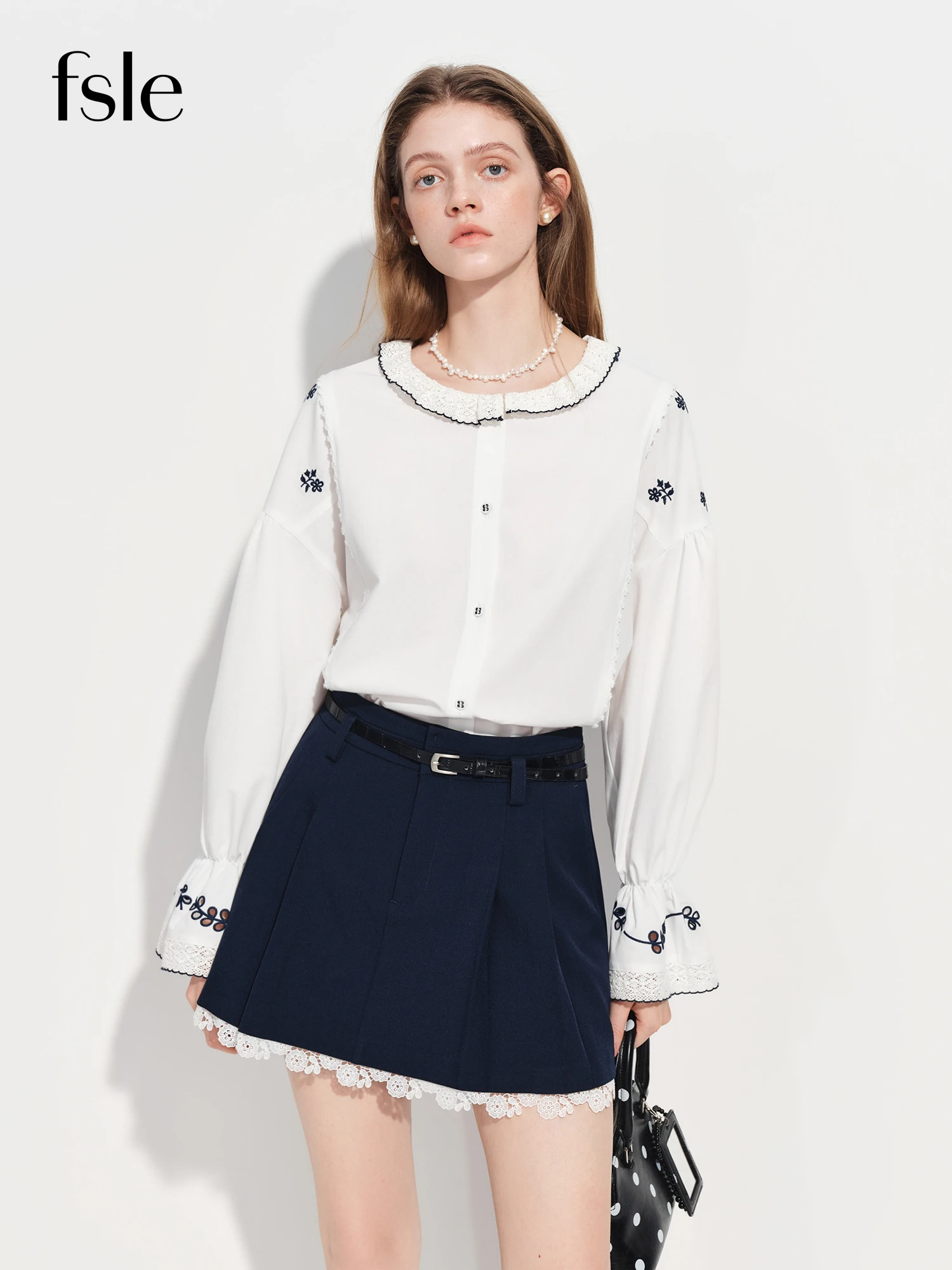 

FSLE White Vintage Delicate Embroidered Lace Peter Pan Collar Shirt for Women 2026 Spring New Arrival Flare sleeves White Shirts