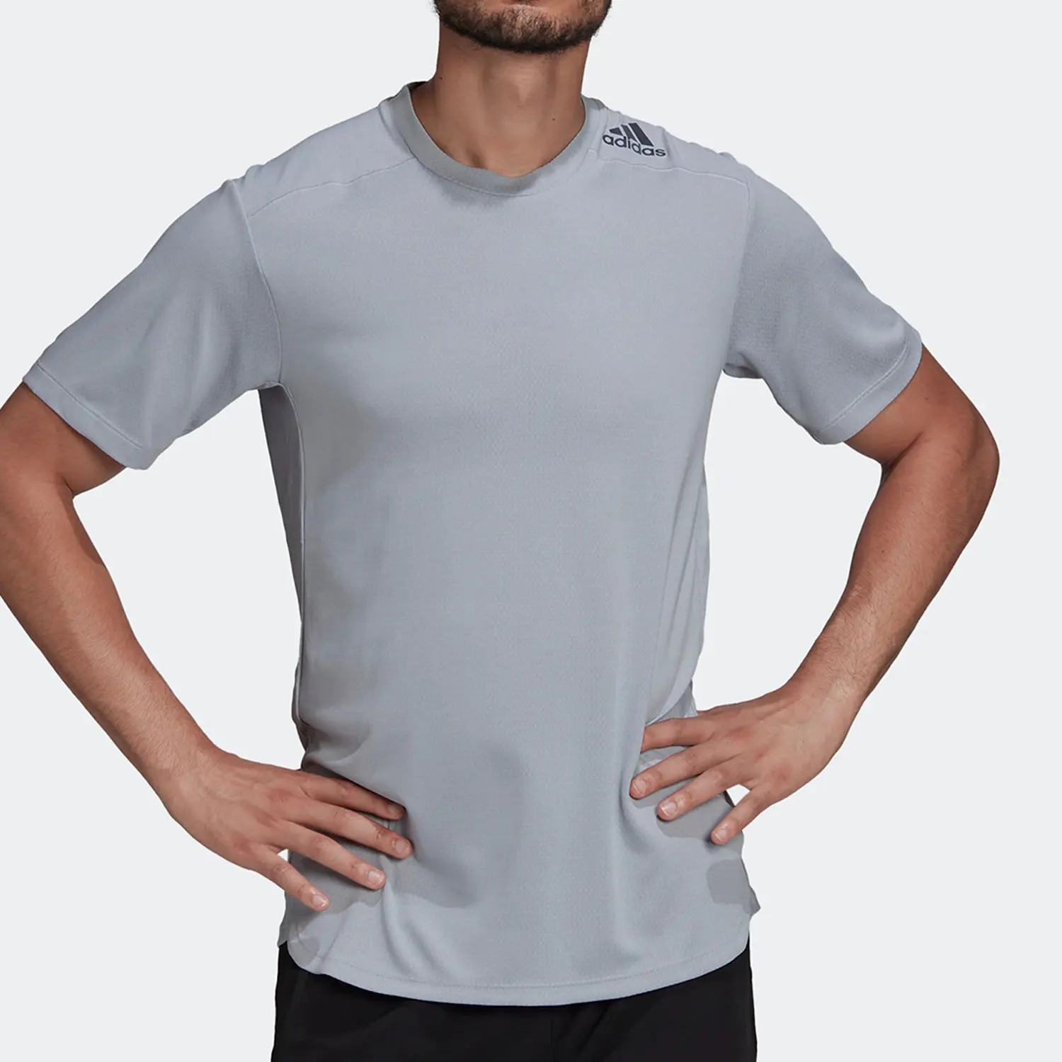 adidas-t-shirt-de-sport-respirant-et-ajuste-pour-hommes-nouvelle-saison-authentique-hc4239