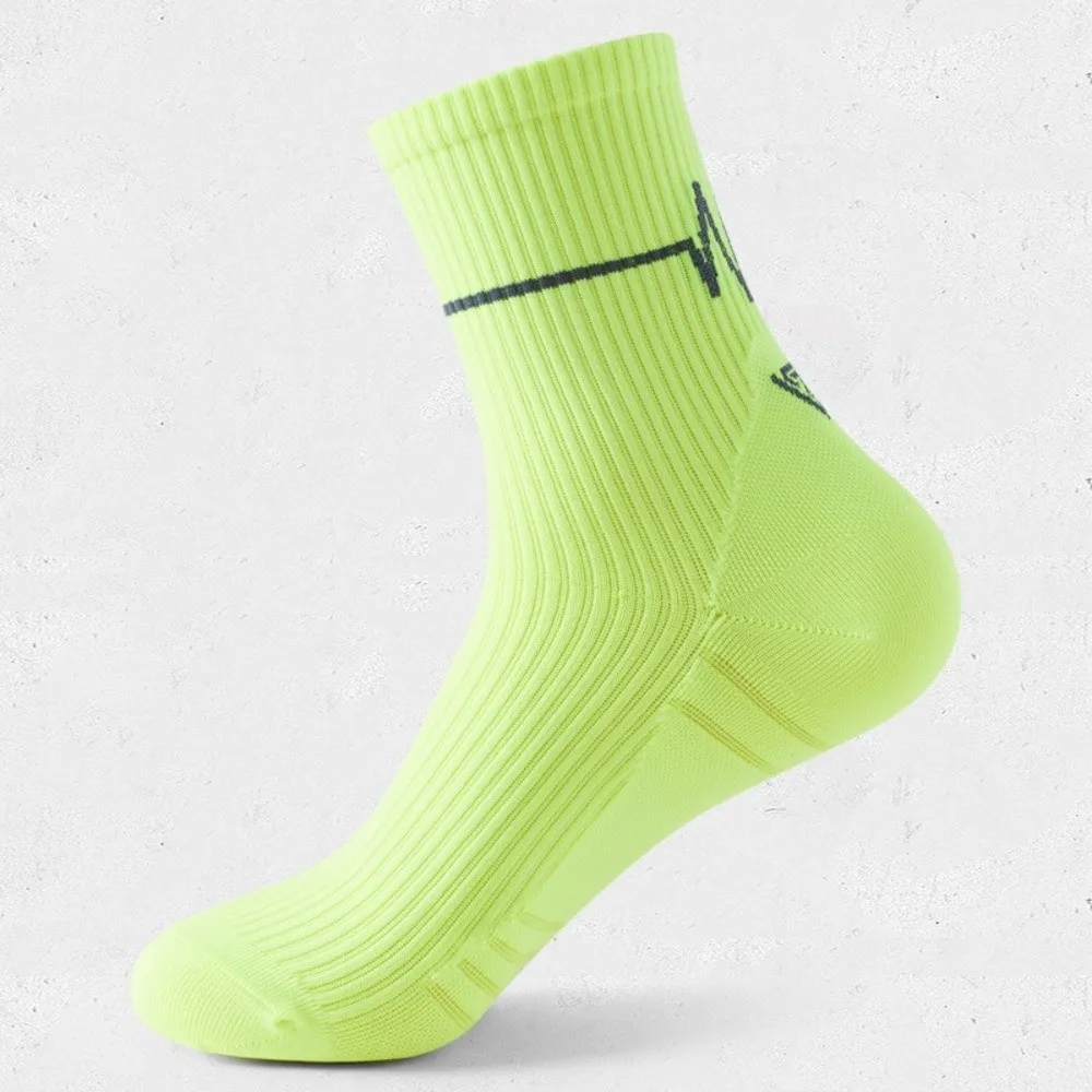 

New Professional Cycling Socks Moisture-Wicking Breathable Football Stocking Striped Sports Socks for Adults