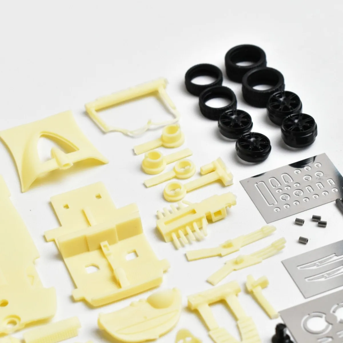 

Сборная модель автомобиля Build Drive 1:64 MC12, сувенирная, ручной работы, из смолы, литая под давлением