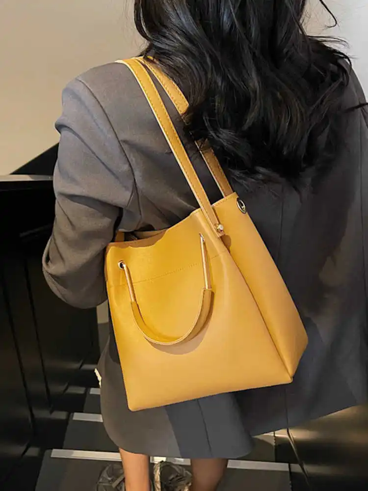 

High-grade PU Women's Handbags New Fashion Niche Design Versatile Commute Crossbody Bags Exquisite Elegant Female Underarm Bags