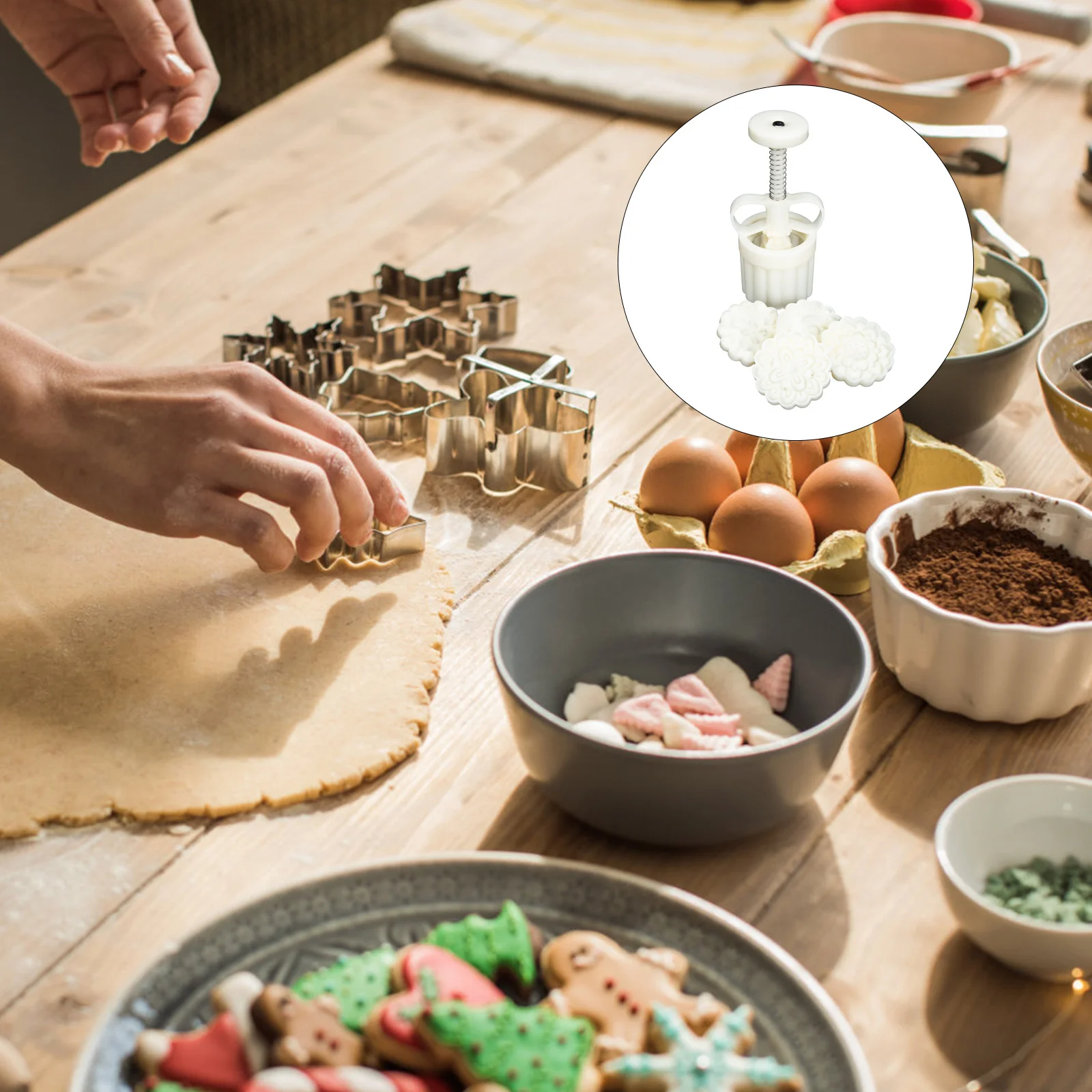 

1Set Plastic Moon Cake Molds Exquisite Cantonese Style Baking Supplies for Mooncakes Making DIY Stamps Home Kitchen Decorative