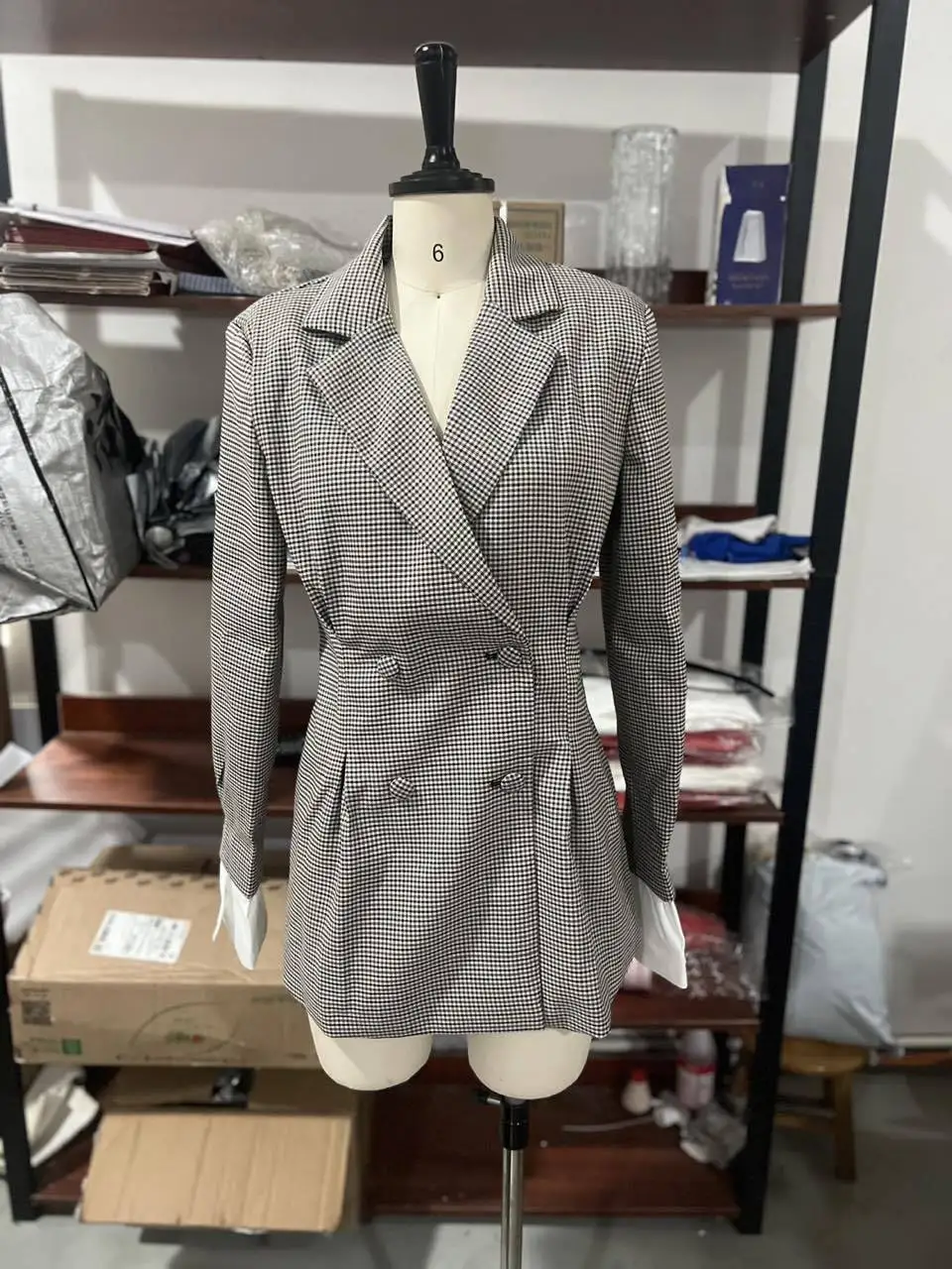 

Fashionable Style Plaid Waist Cinched Suit Jacket for Women