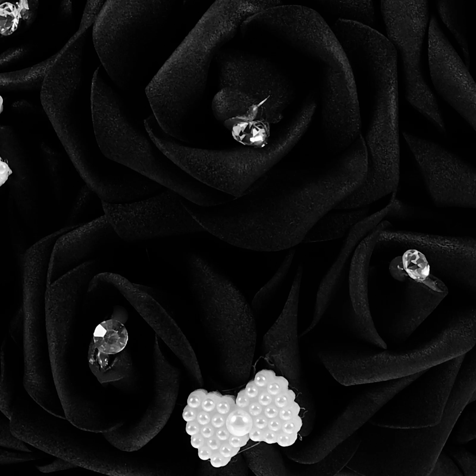 

Artificial Flower Bridal Bouquet Wedding Flowers for Bride Bridesmaid Beautiful Decor Unique Design Elegant Style Photo Prop
