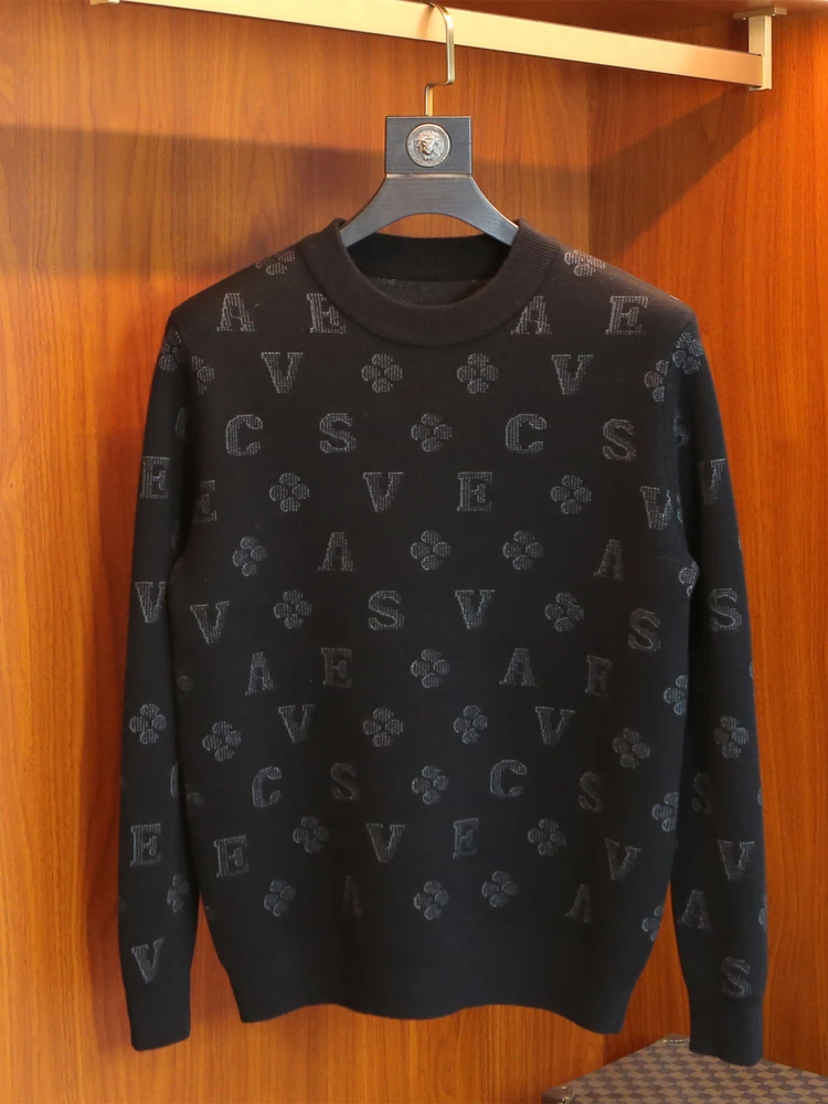 

Men's Autumn Winter Thiened Woolen Sweater round Ne Letter Embroidery Faion High End Knitted irt Modern Sle Base Layer