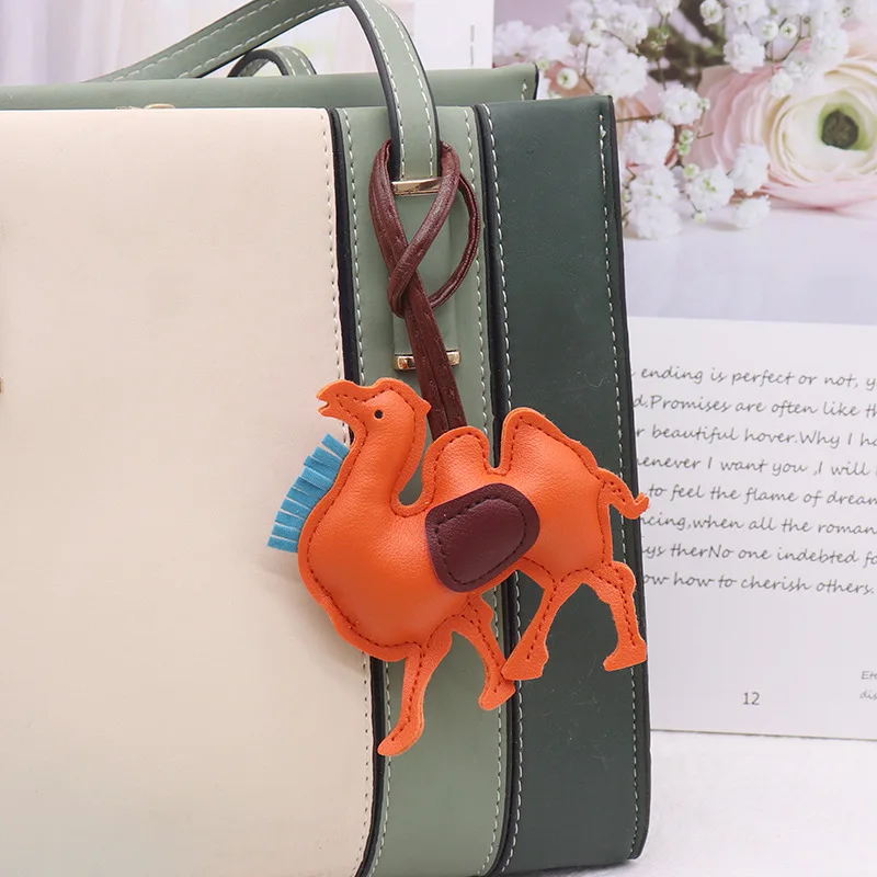 Classic Cute Desert Camel Bag Pendant Key chain Fashion PU Leather key Ring Accessories