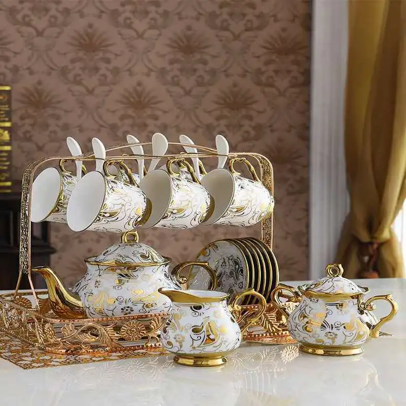 

Gold-Plated Red Rose Ceramic Tea Set Vintage Tea Set with Teapot Coffee Serving for 6 People Elegant Afternoon Tea