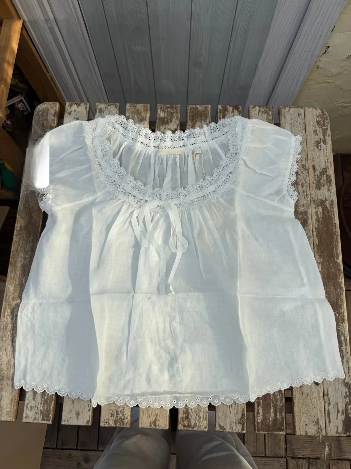 

HEIDD DO2026 Spring Summer Embroidered Lace Trim Belted Short Sleeve Cotton Linen Shirt Women's Commute Style round Neck Brea...