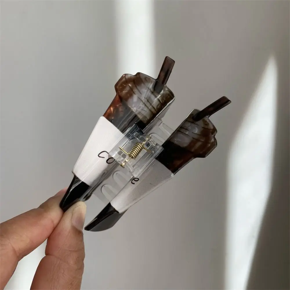 

Креативная забавная акриловая заколка для волос, милая заколка для волос в форме кофейной чашки, заколка для волос с мультяшной геометрией, заколка в виде акулы, путешествия