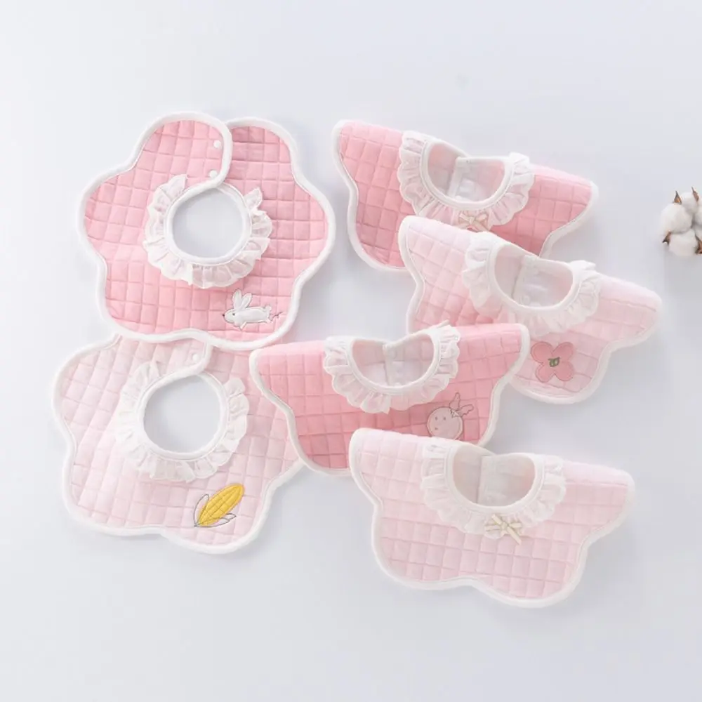 Button Round Neck Lace Bib Feeding Drool Bibs Baby Muslin Bibs Petals Stereo Burp Cloth Korean Style Cotton Bibs Saliva Towel