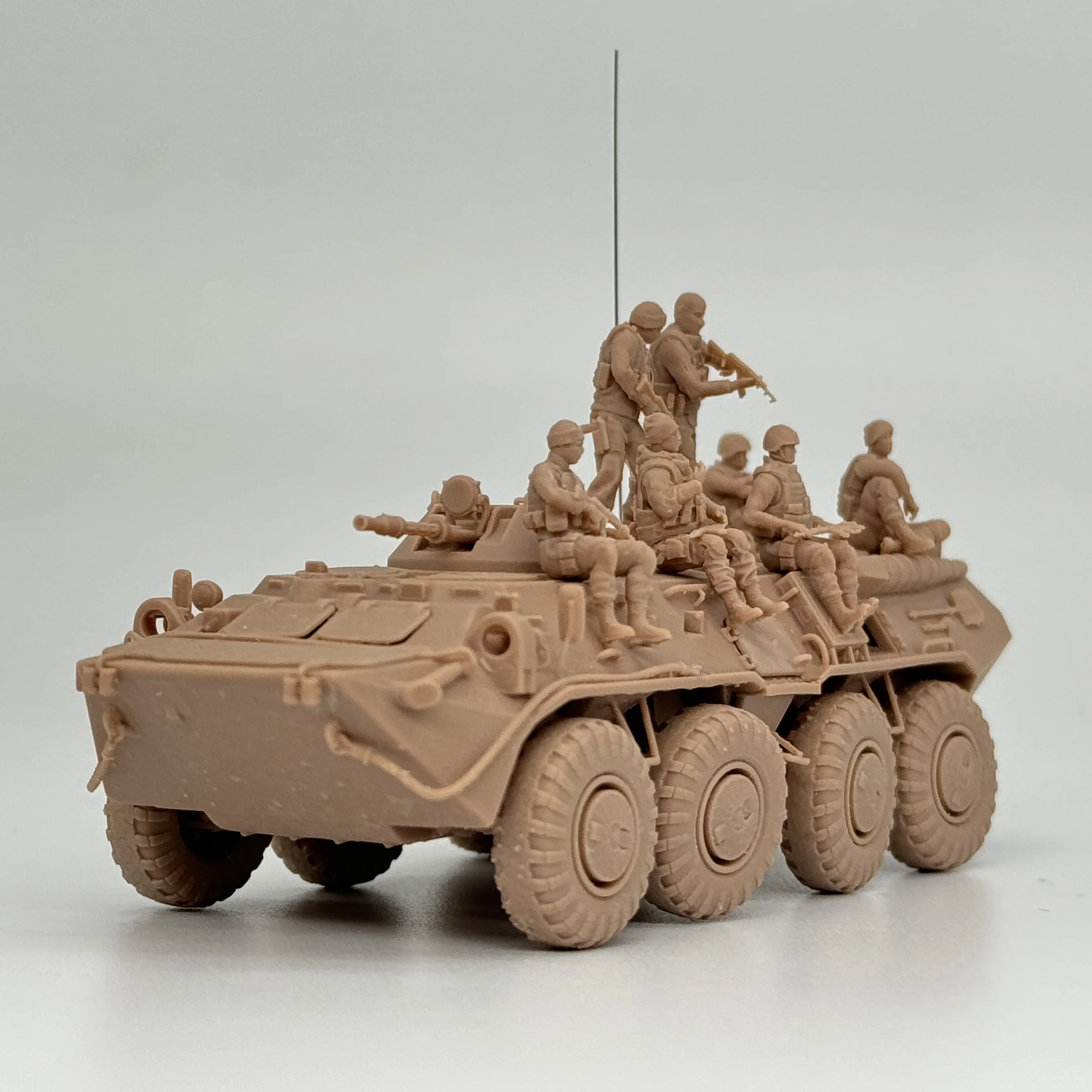 1/72 Scale Resin Model Kit Modern Warfare Clashes 7 soldiers in BTR-80 Figures  Military Dioramas Unpainted Miniature