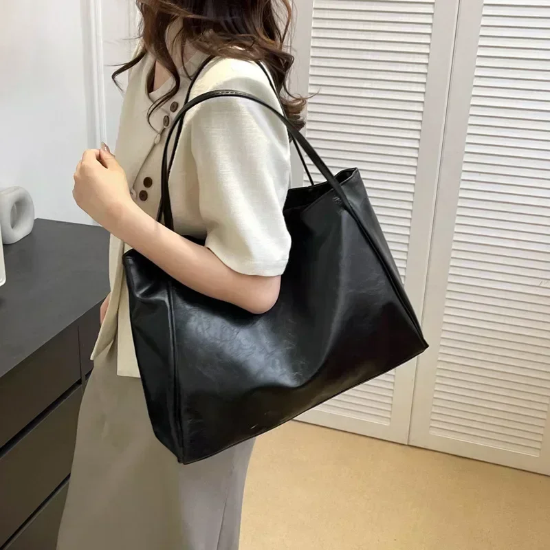 fashion Handbag casual Shoulder Bag 2023 Summer New Bag Women retro Trend Large Capacity Tote Bag Female image 2