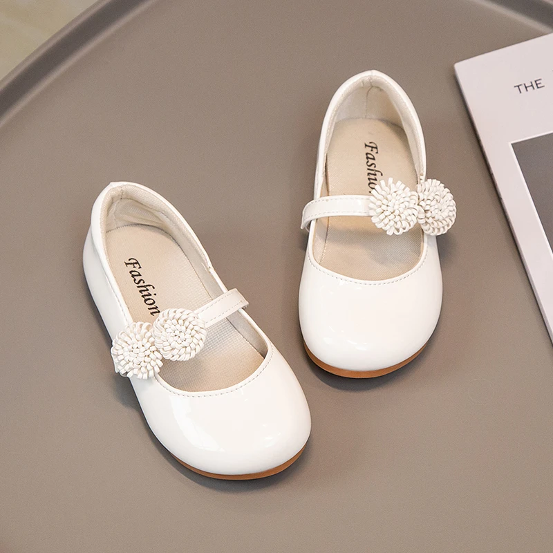 Kids Leather Shoes for Girls School Black Beige Shoes Floral Flower Girl Flats for Wedding Party Children Mary Janes Princess