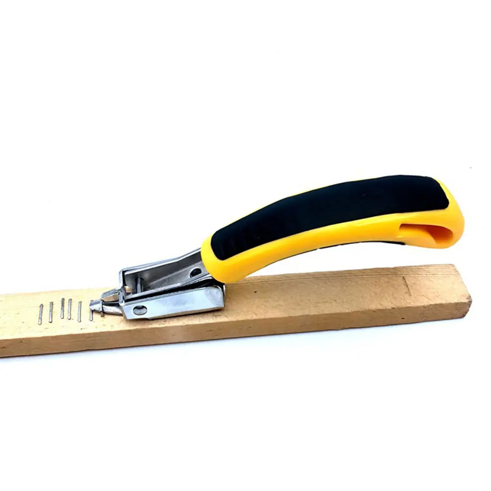 

2Pcs Plastic Handle Office Stapler Remover Multifunction Handheld Nail Puller Oil Frame Door Nail Removal Clip