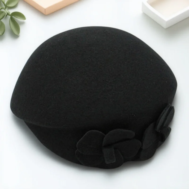 

1Pcs Double Flower Decor Beret Woolen Beret Stylish Winter Warm Lightweight Ladies British Style Elegant Comfortable Gift