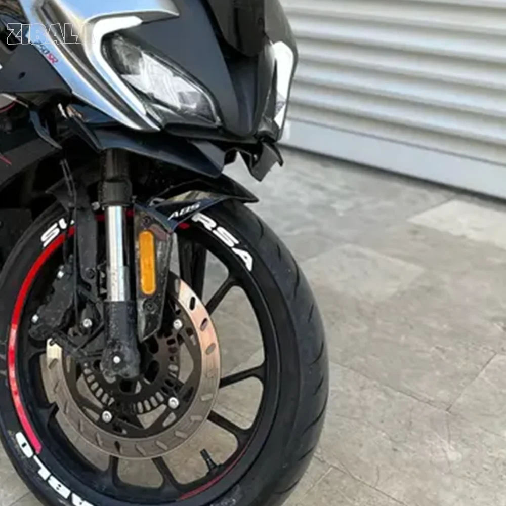 

For CFMOTO 250SR 300SR SR 250 300 SR 2019 2020 2021 2022 2023 2024 2025 Front Fairing Aerodynamic Winglet Cover Fixed Wind Wing