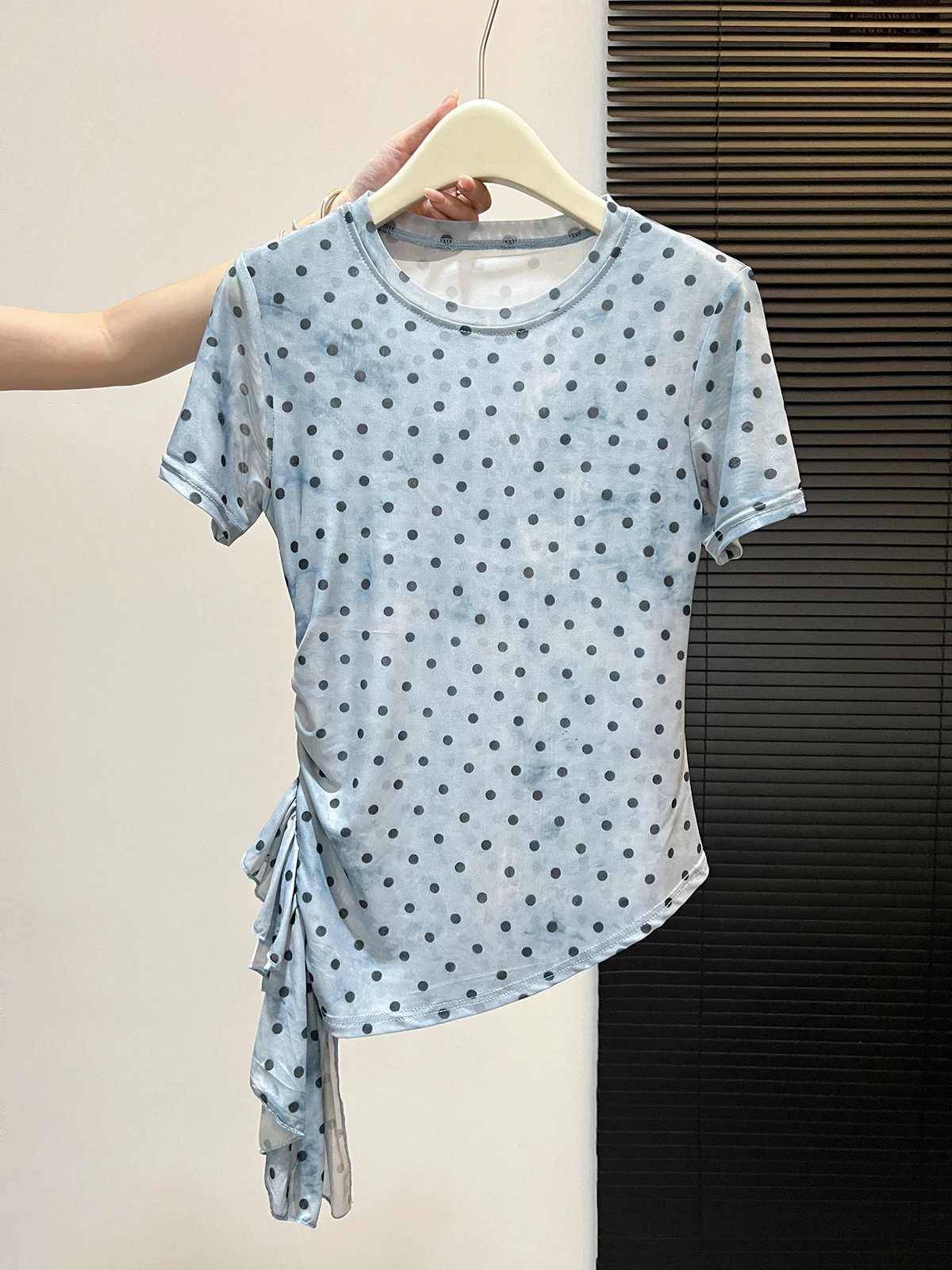 

Blue Polka Dot Asymmetrical Net Sleeveless T-Shirt Women's Summer Design Sensation Sash Fashionable Top Korean Style Straight...