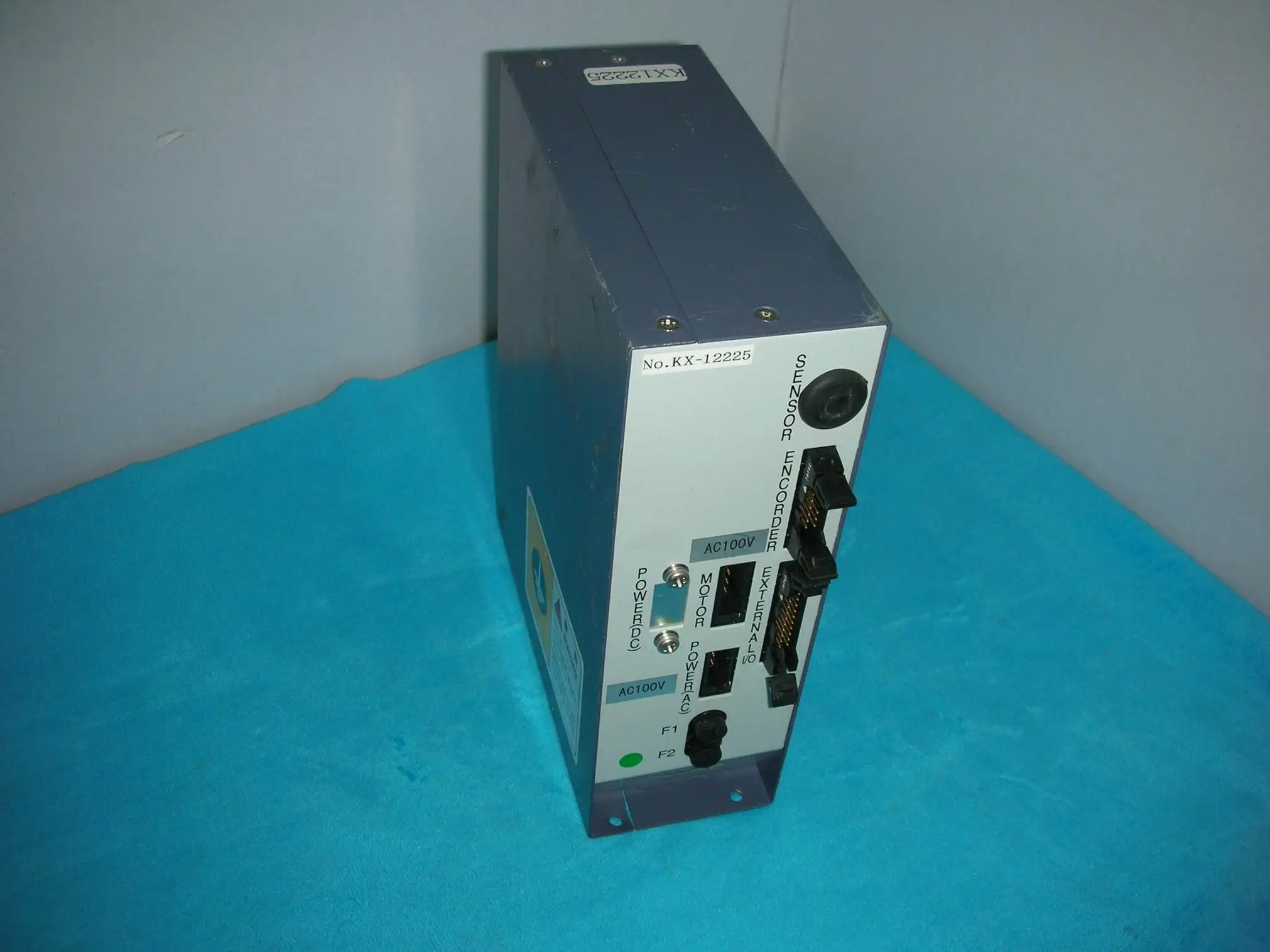 

1PC ★ SD100-CU10BJ