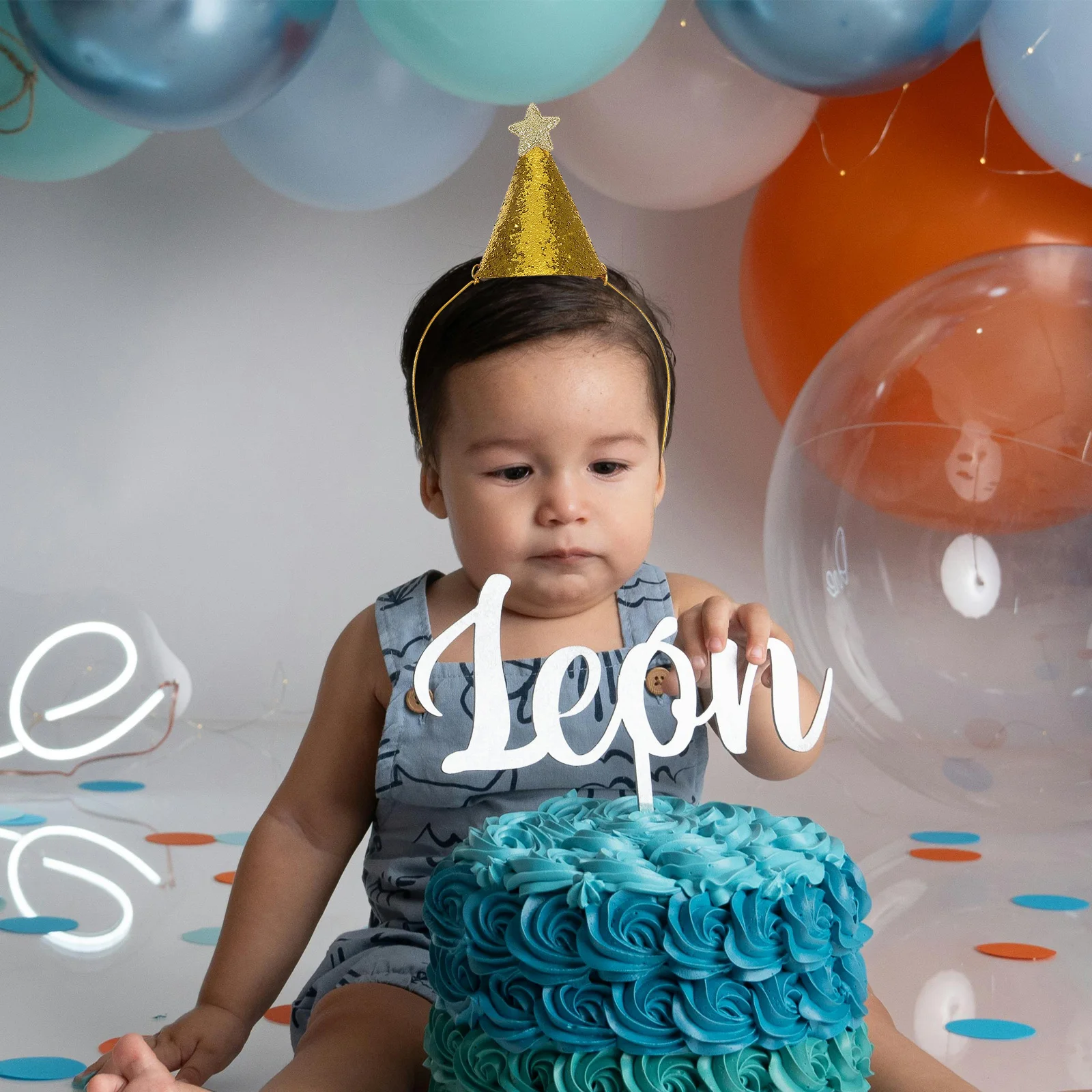 หมวกเด็ก 8 ชิ้น หมวกมงกุฎวิบวับ หมวกทรงกรวย ของชำร่วยงานวันเกิด ของตกแต่งงานวันเกิด เครื่องประดับศีรษะสำหรับงานปาร์ตี้