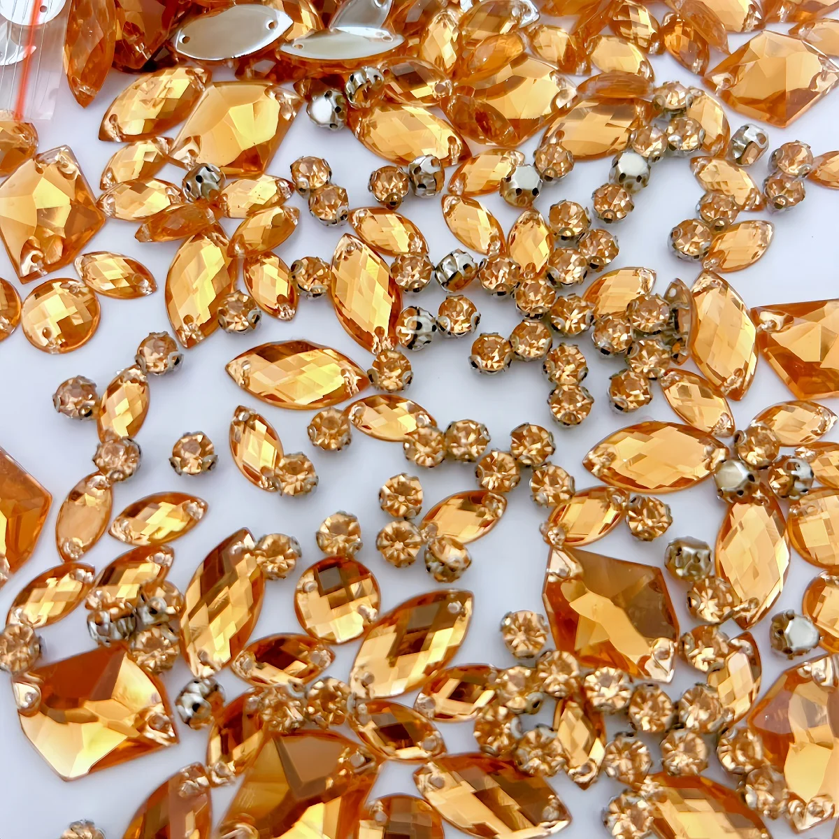 350pcs Mix shape Champagne Loose Sew on Rhinestone Stones and Crystals Strass For Designer Sewing Diy Costume Wedding Party Prom