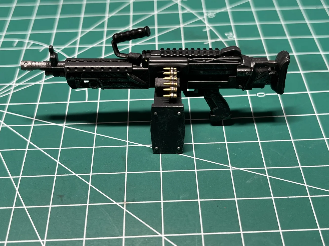 

Модель пулемета в масштабе 1:12 для фигурок Mezco Special Forces 6 дюймов