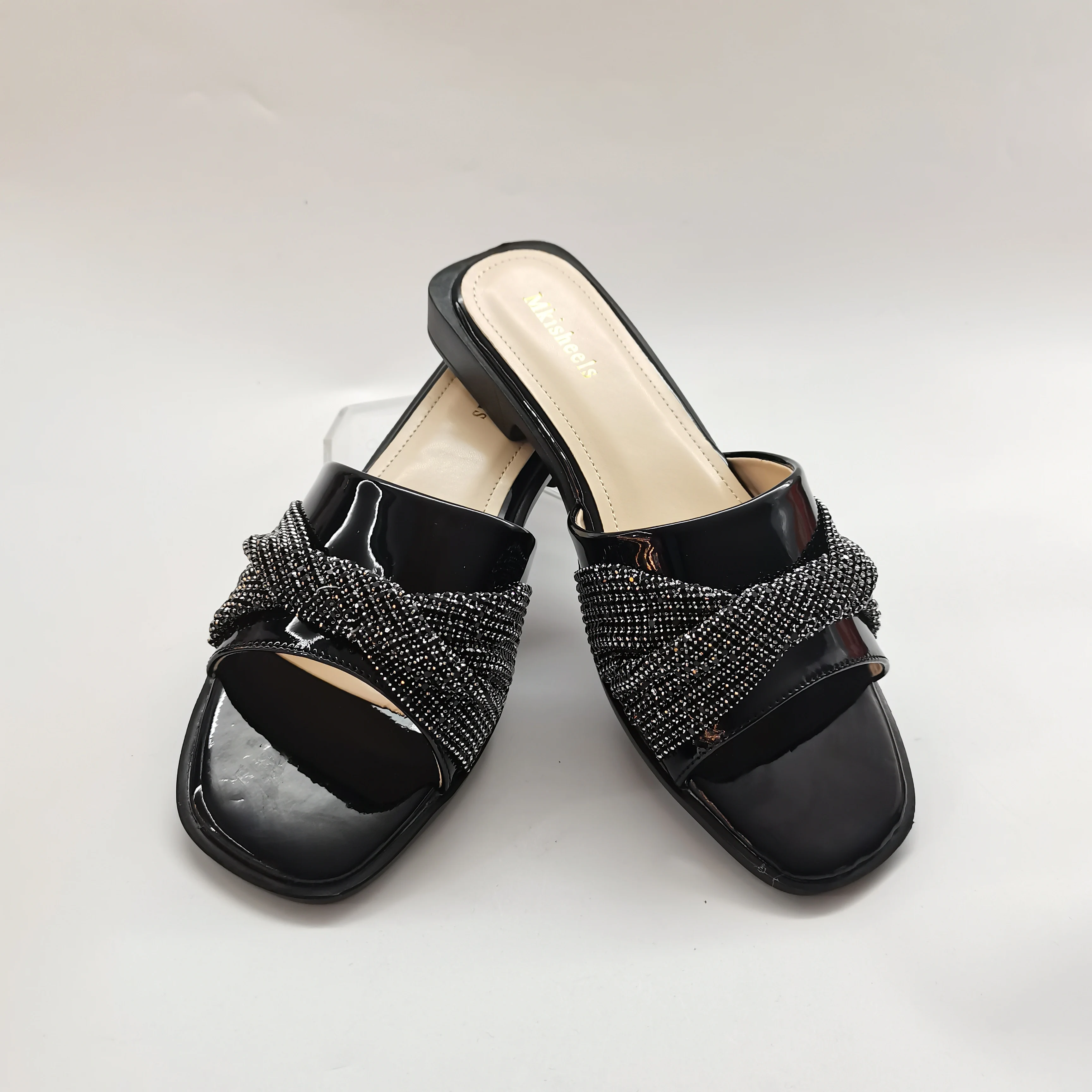 2026 New Low-heeled Stylish Women's Rhinestone Slippers, Thick Heel Point Toe Slip-on Casual Comfortable Lady Shoes F6-402-1