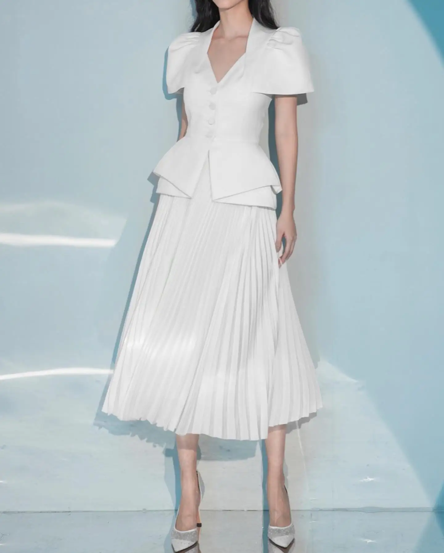 カスタマイズされたクラシックジャージーAラインボタンイブニングドレス繊細な半袖Vネックティーレングス