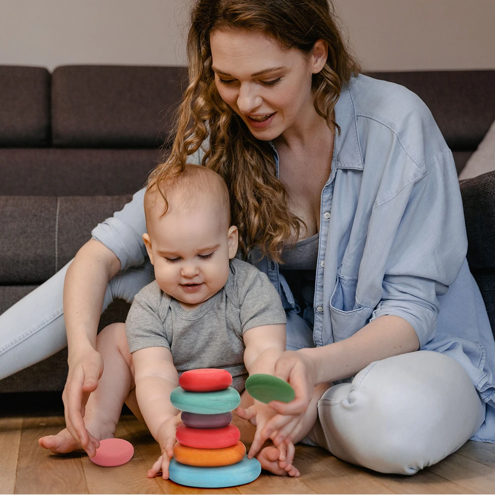 Houten babybouwsteen Montessori Kleurrijke creatieve stenen speelgoed Evenwichtige stapelen Kinderen Vroeg onderwijs Speelgoed Babycadeau