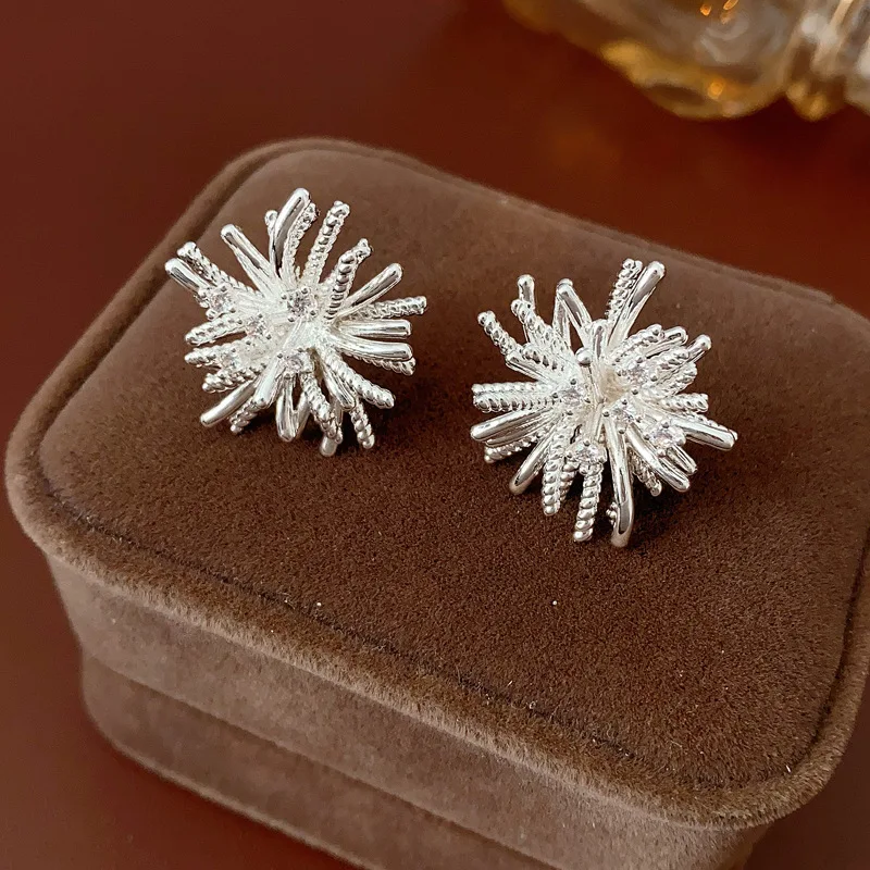 Silver Color Zircon…