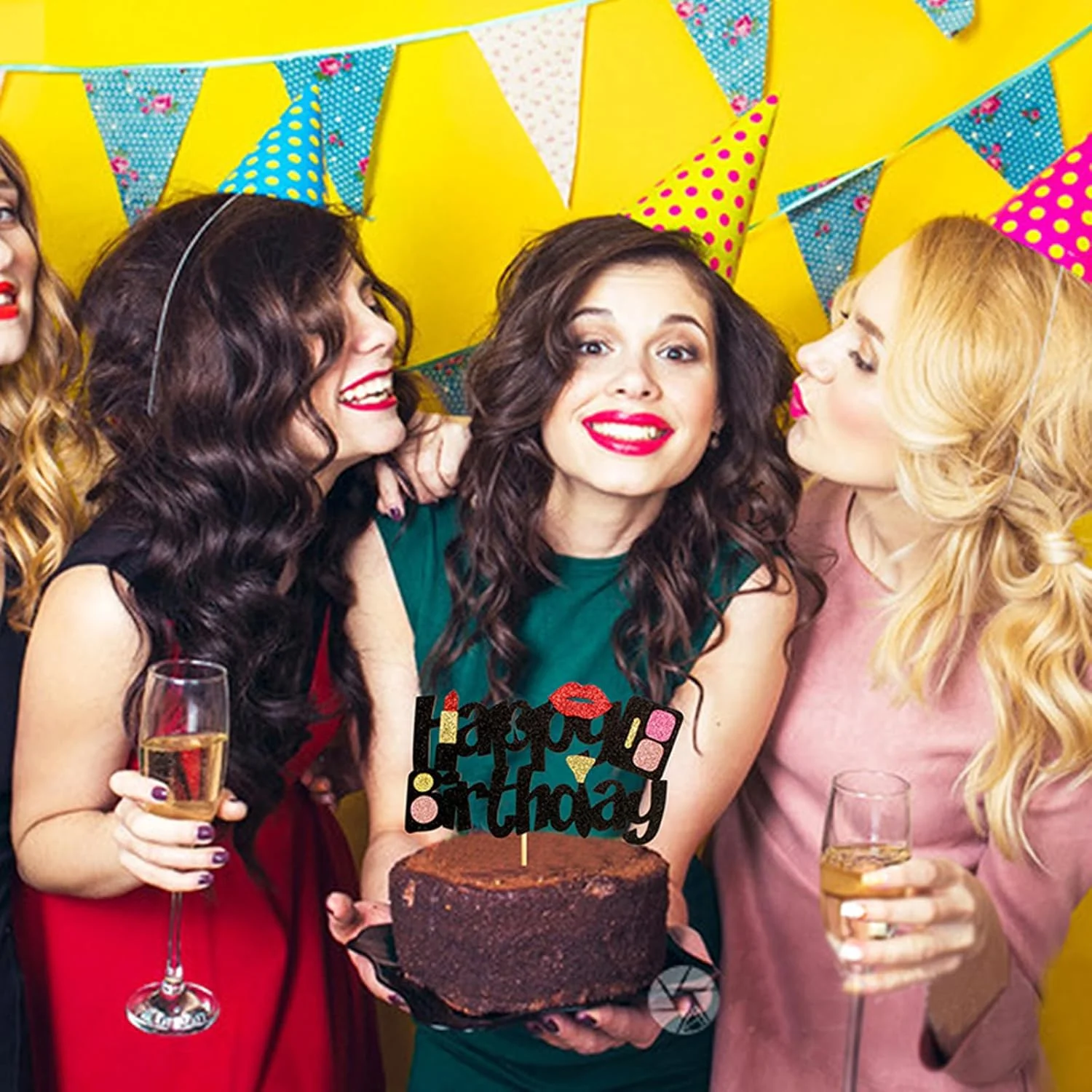 4 Stück Kunstharz-Kosmetik-Kuchenaufsätze – Lippenstift- und Parfümdekoration für Make-up-Thema, Braut, Bachelorette, Geburtstagsparty-Zubehör – Detail 10