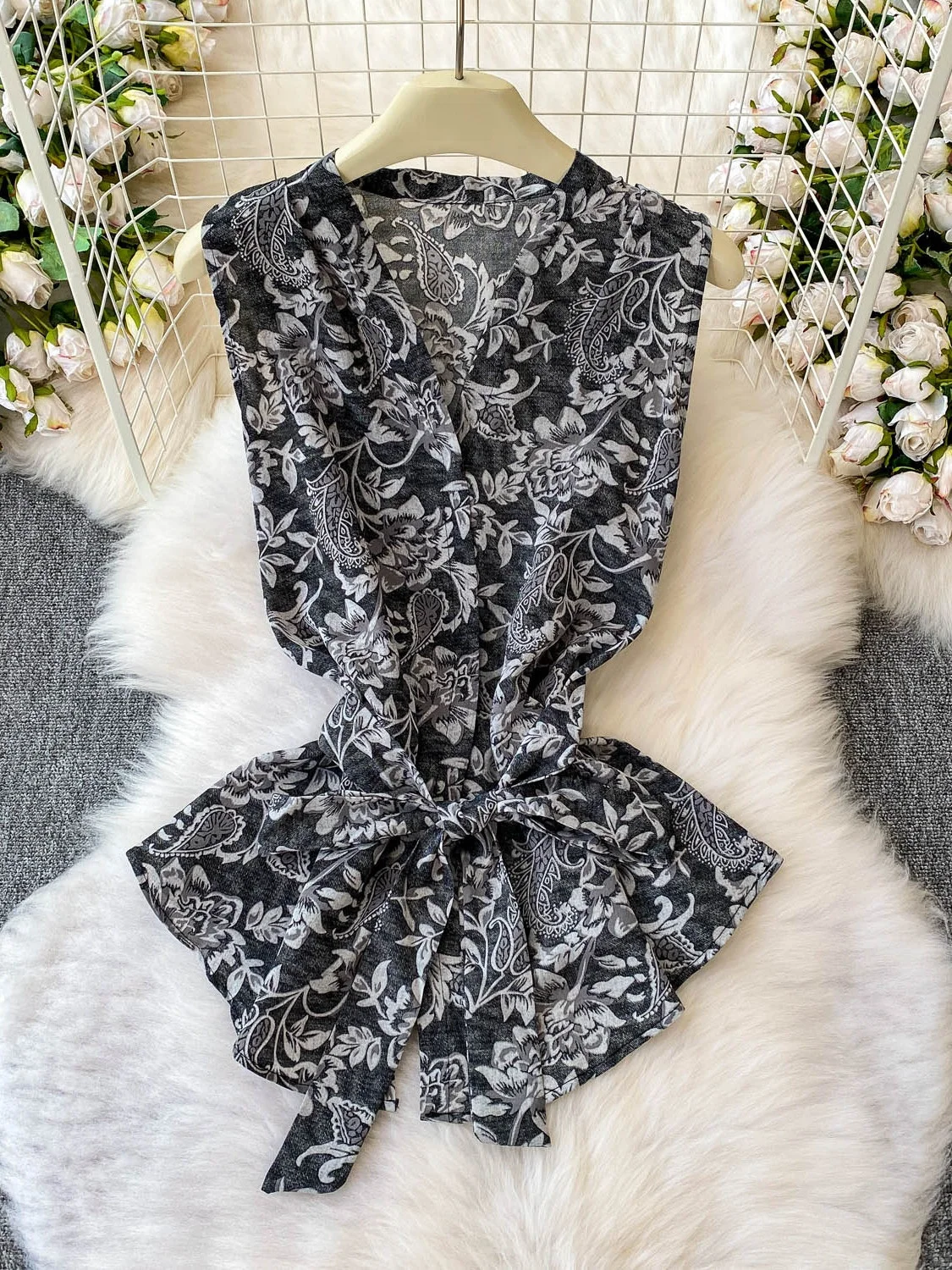 

Облегающий жилет с цветочным принтом и v-образным вырезом, женский топ с поясом и поясом, легкий Maturi Sle, Новое поступление 2023 г.