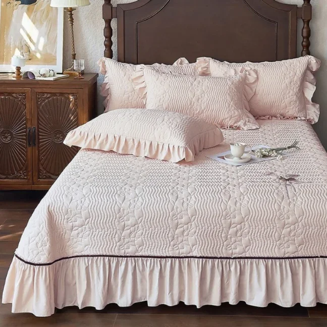 Luxury Sateen Quilted Bedspread with Bed Skirt - Summer Lightweight Comforter 4-Piece Set, Breathable Elegant Bedding Set