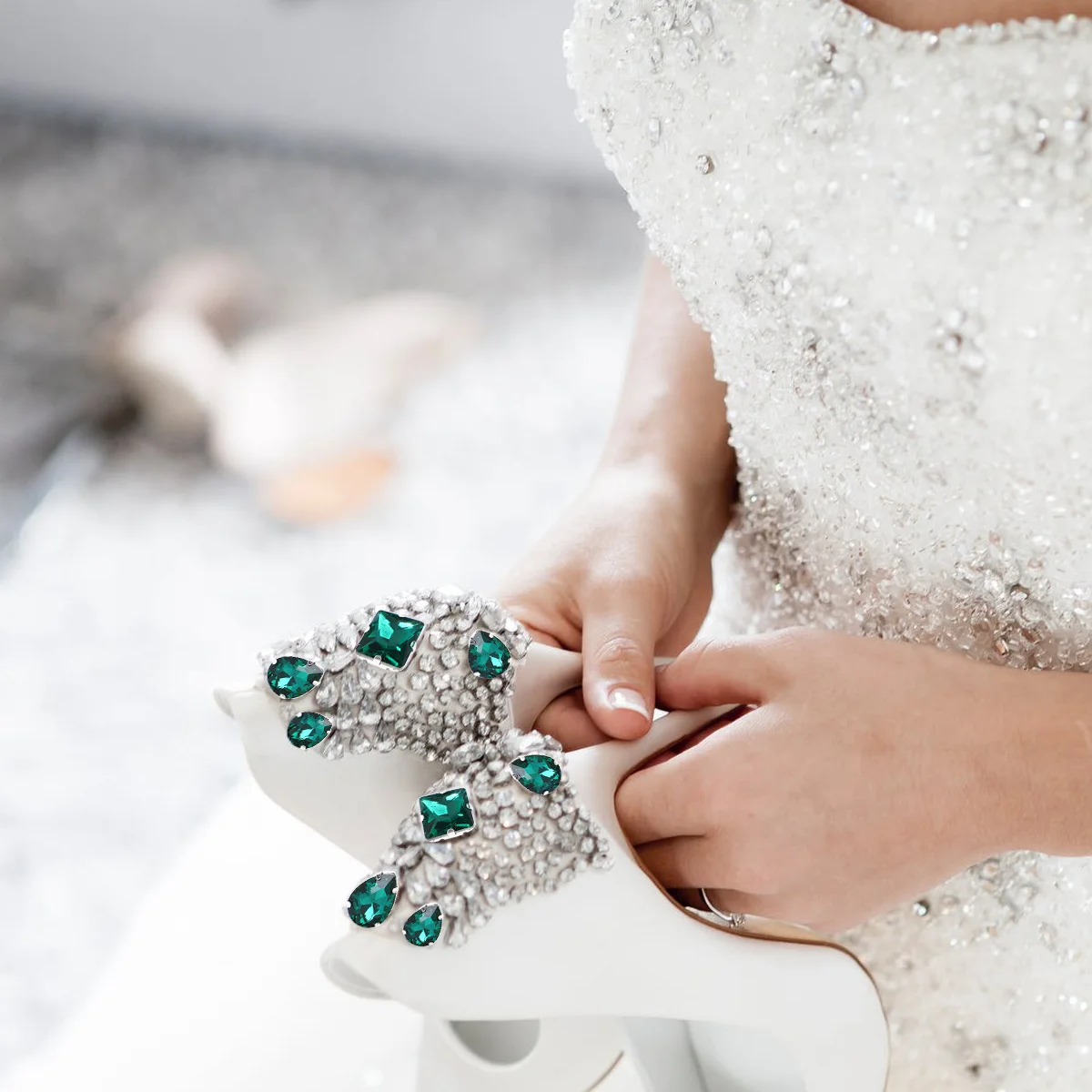 

50pcs Glass Crystal Claw Rhinestones Dark Green Mixed Style Flat Metal Base For Garment Diy Costume Jewelry Decor Sew On Water