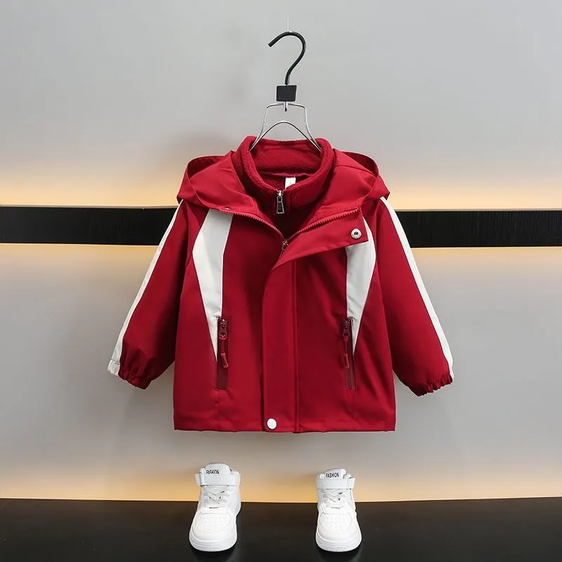 

3-in-1 Detachable Waterproof Windproof Outdoor Jacket for Boys Autumn Winter Kids' Outdoor Coat with Removable Insulated Hoodie