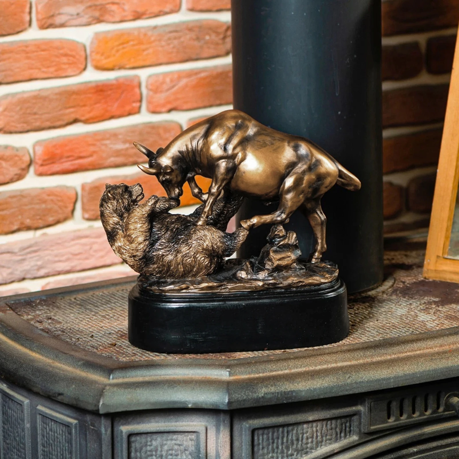 Bull and Bear Statues Wall Street Bull Statue Decor Figurine Exquisite Versatile Resin Tabletop Ornament for Offices Home Decor