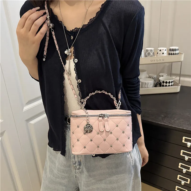 

2025 New Small Chain Box Bag for Women - Summer Style, Chanel-Inspired, Stylish Design, Elegant & Versatile Crossbody