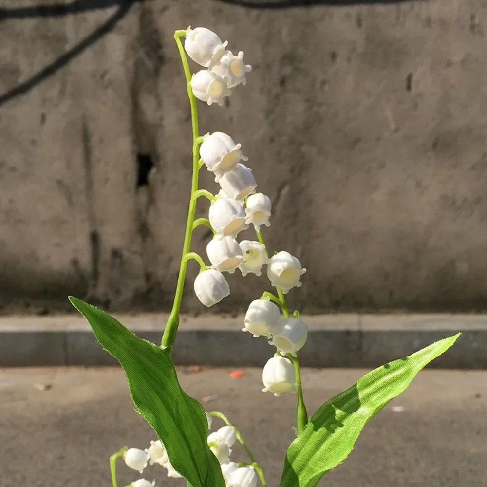باقة زهور زنبق صناعي من الوادي ، حرير أبيض ، زهور مزيفة ، منزل ، مكتب ، زفاف ، ديكور حفلات ، هدية ، زهرة زهرة