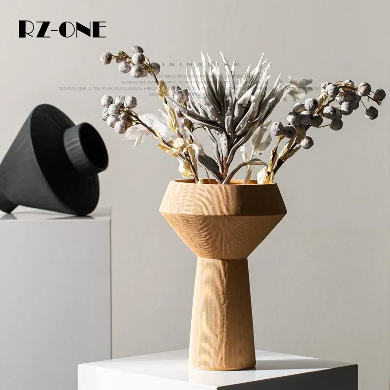 

Wabi Sand Wind Caramel Color Texture Straight Grain Abstract Ceramic Handmade Vase Clubhouse Hotel Display Soft