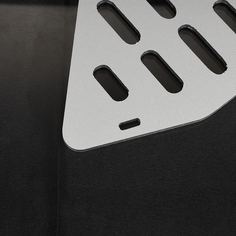 

For CFMOTO 250 CLC 250 CL-C CLC 250 2024-2025-2026 Motorcycle Radiator Guard Cover Water Tank Cooler Grille Bezel Protector