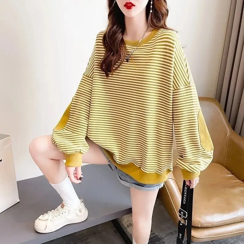 2023 New Spring and Autumn Fashion Trend Casual Loose Sport Round Neck Stripe Design Thin and Slim Oversized Women\'s Sweater