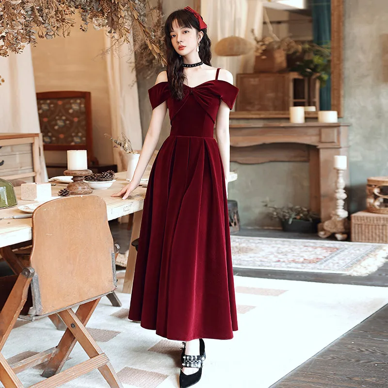 

Chinese Prom Evening Party Qipao Spaghetti Strap Velour Dresses Temperament Cheongsam Elegant Pleated Bandage Sexy Vestidos