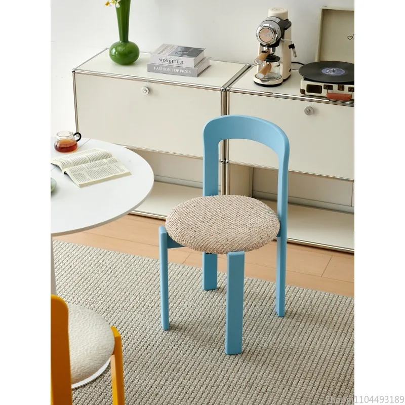 كراسي تناول الطعام المستديرة المصنوعة من الخشب الصلب الاسكندنافي بتقنية عازمة بالبخار وتصميم مريح وأثاث المطبخ الاسكندنافي كرسي المطعم