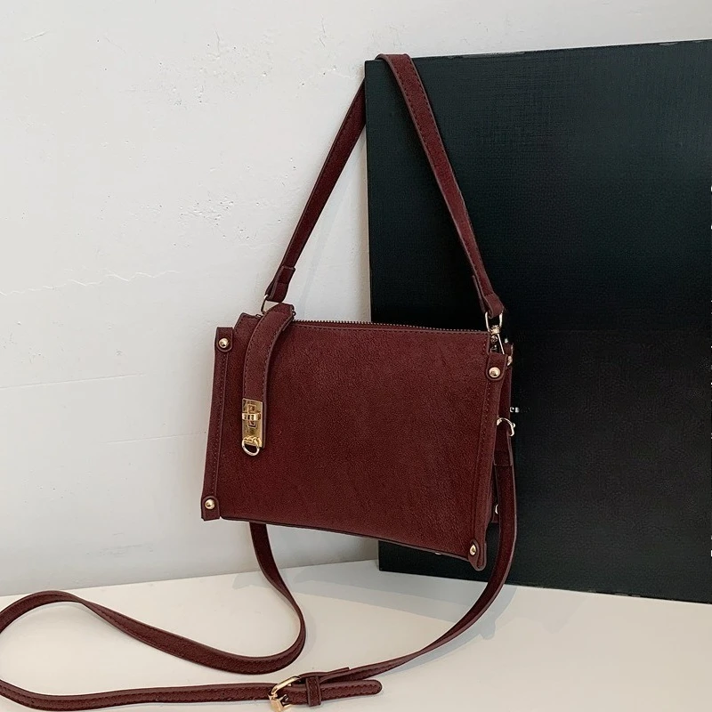 

Новая ретро-сумка для ношения в руке, осень-зима 2026, уникальный дизайн, с верхней ручкой, регулируемым ремнем через плечо, женская сумка-кроссбоди