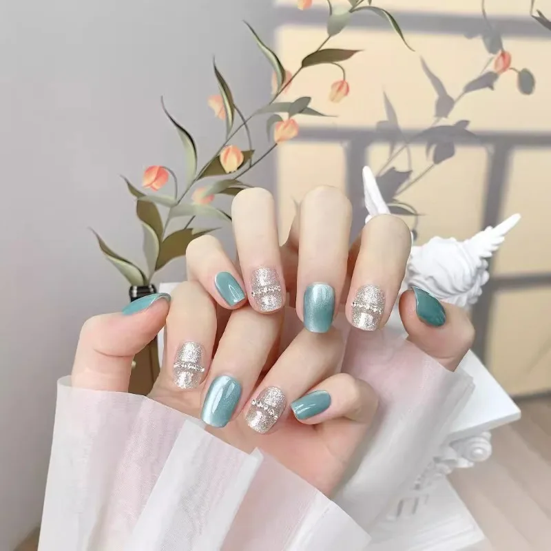 

10Pcs Handmade Nails Spring/Summer Blue Glass Bead Cat-Eye Press-On Nails—High-Quality Nails Perfect As A Gift for Women