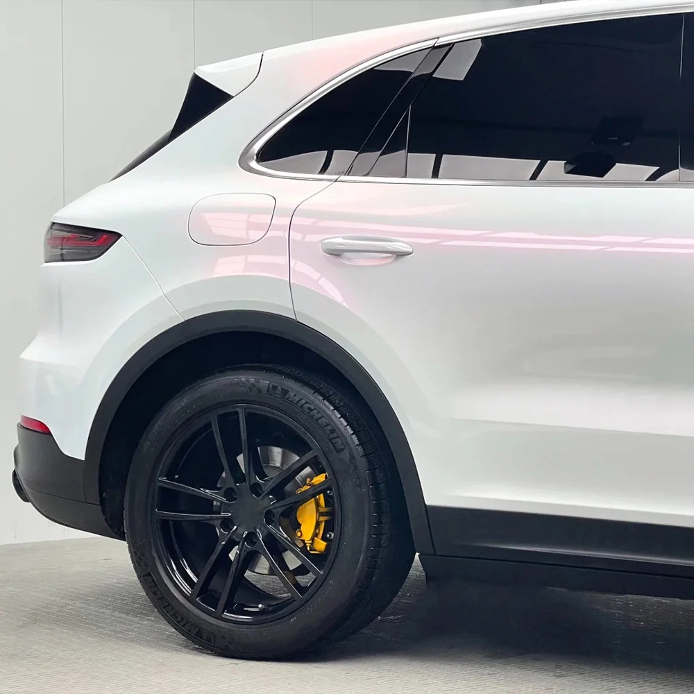 

Автомобильная наклейка, глянцевая керамическая розовая пленка для автоматической упаковки, виниловая пленка для изменения цвета, ПЭТ, без пузырьков, автомобильные аксессуары, ПВХ, автонаклейки