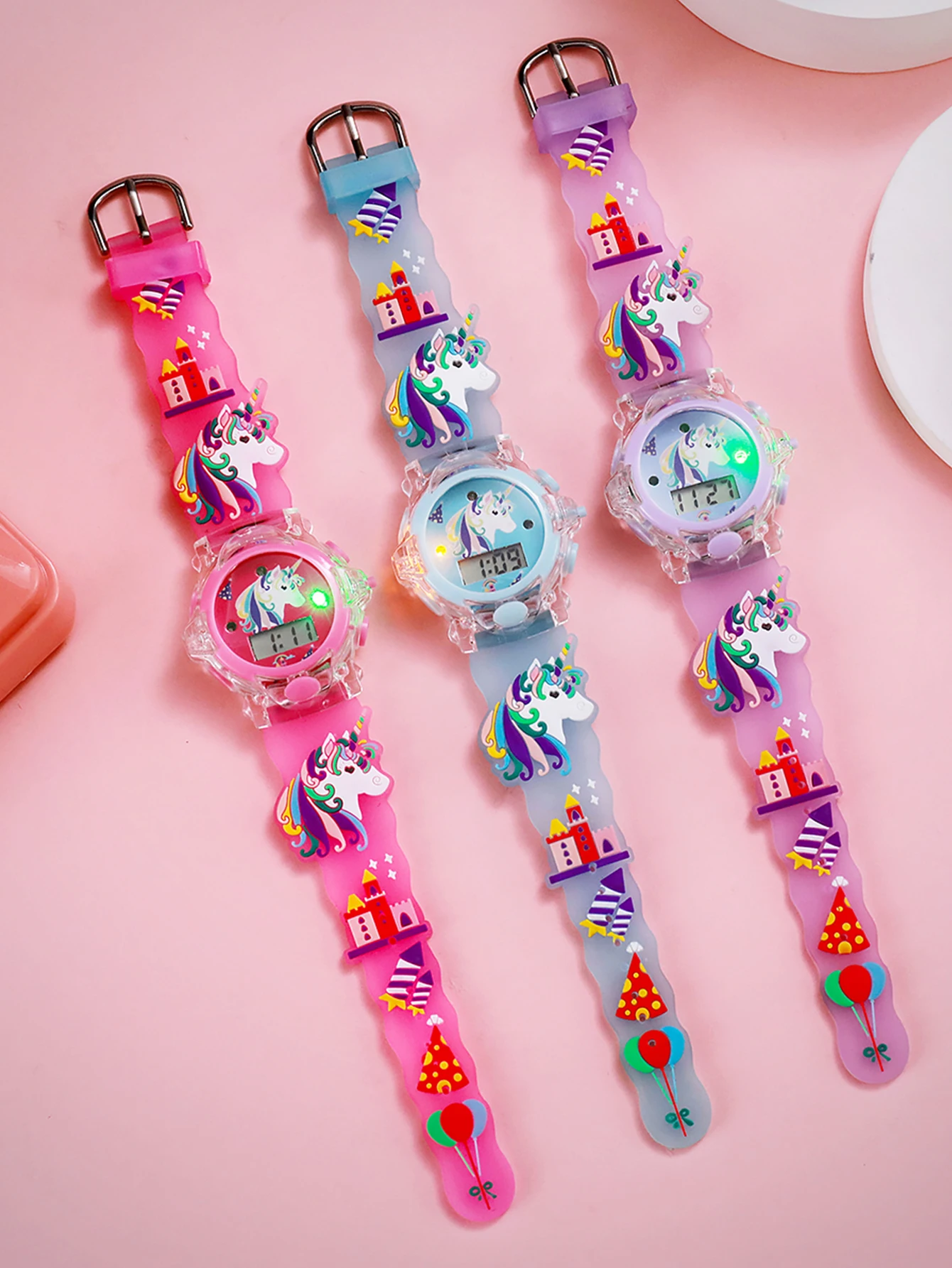 Cartoon Fashion Unicorn Celebration Pattern LED Watch for Children, Suitable for Daily Wear and Festival Gifting