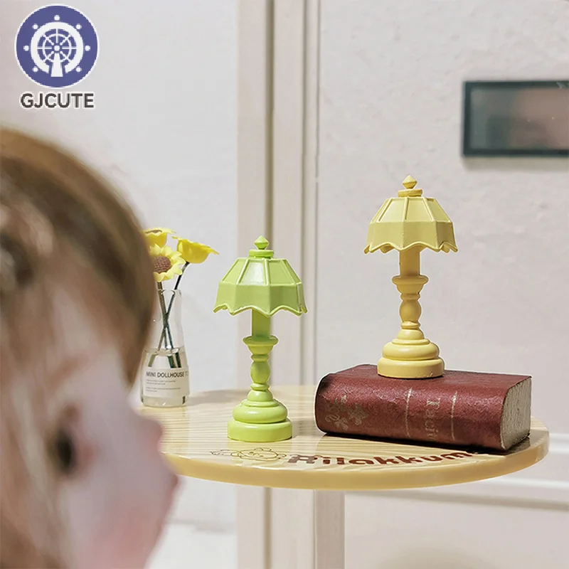 1Pcs Candy Colored Lighting Simulation Mini Table Lamp Ornament Doll House Lamps Decor Accessories Dollhouse Miniature Toy Model