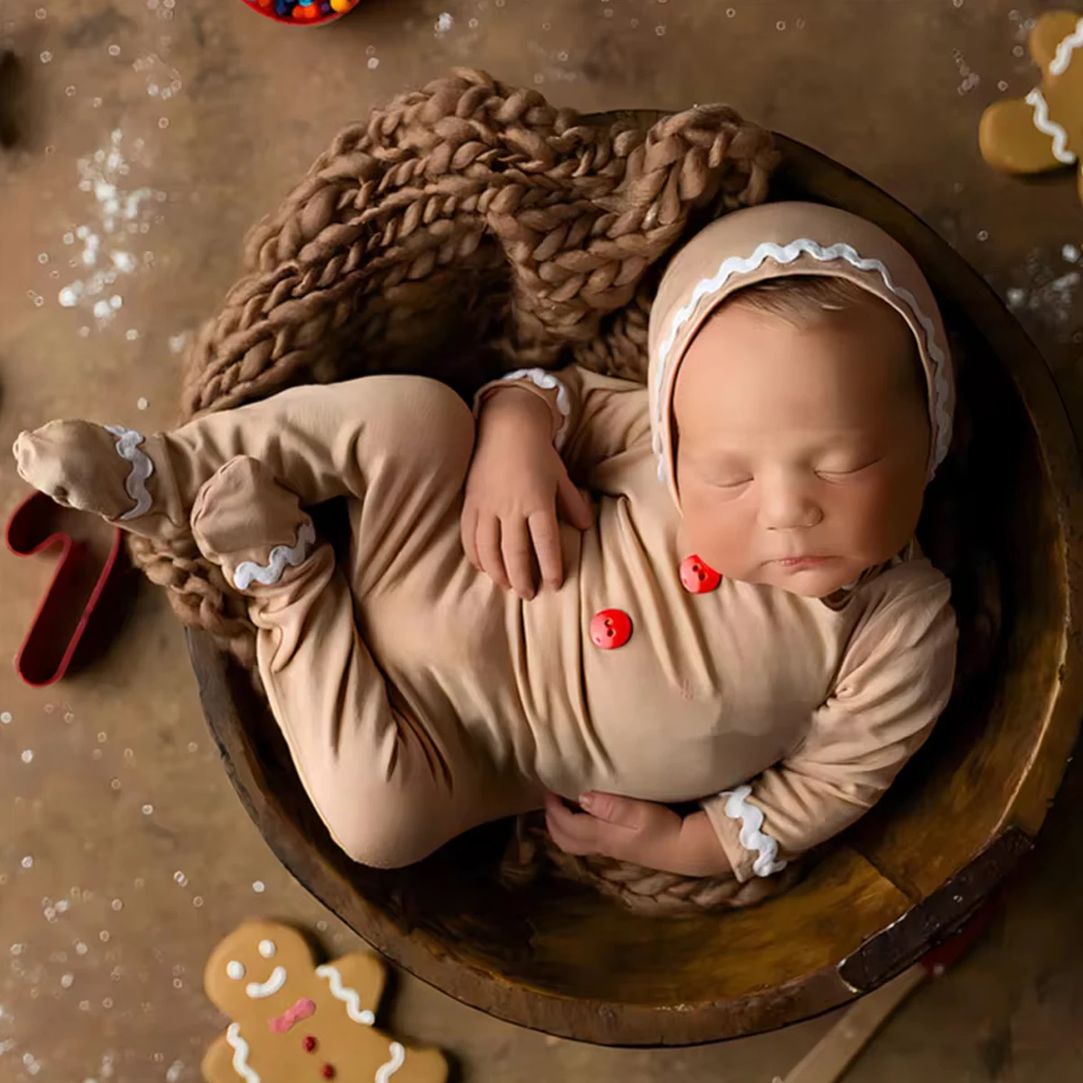 Ylsteed Newborn Christmas Outfit for Photoshoot The Gingerbread Man Infant Footed Romper Jumpsuit with Matching Hat Picture Prop